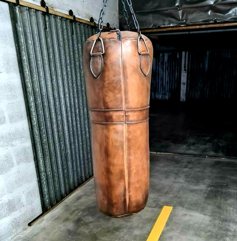 Sac de frappe en cuir vintage à la salle PRM Nice